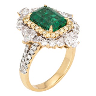 Emerald Diamond Cocktail Ring Vintage 18k Yellow Gold Size 7 Gemstone Jewelry For Sale