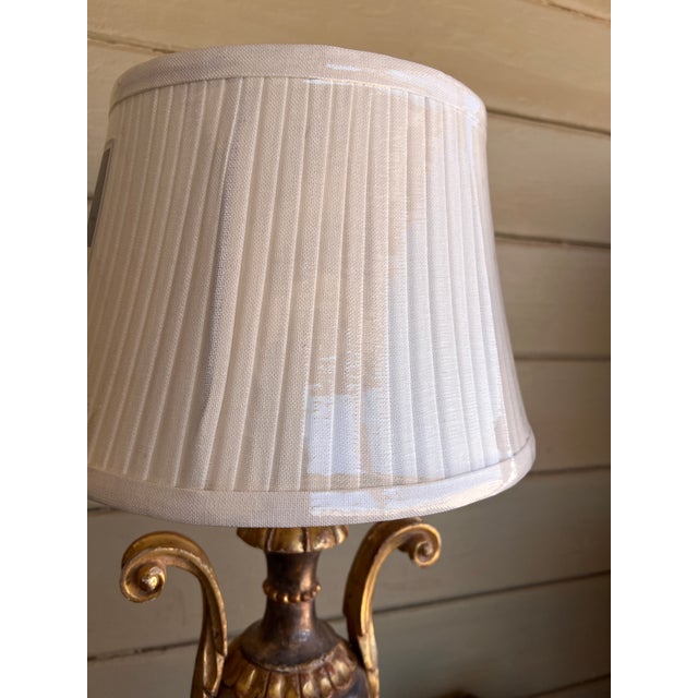 Fine Antique Italian Neoclassical Giltwood & Silver Leaf Carved Urn Table Lamp For Sale - Image 12 of 12