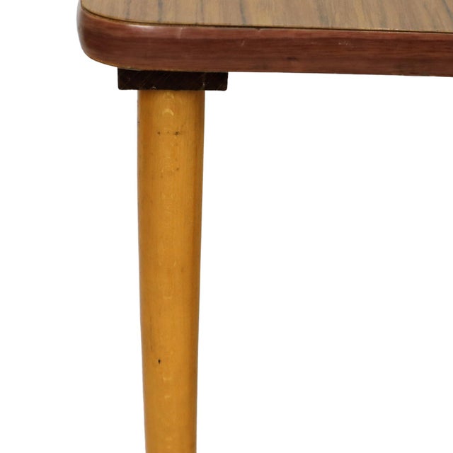 Brown Vintage Nesting Tables in Formica, Walnut and Beech with Conical Legs, 1950s, Set of 3 For Sale - Image 8 of 10