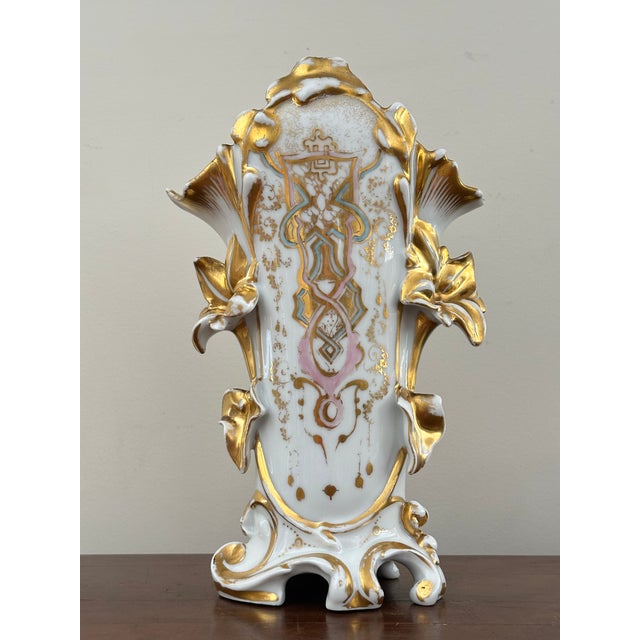 Vieux Paris Porcelain Bridal Vases – 12.25" Tall, Late 1800s French Mantel Wedding Vases For Sale - Image 11 of 16