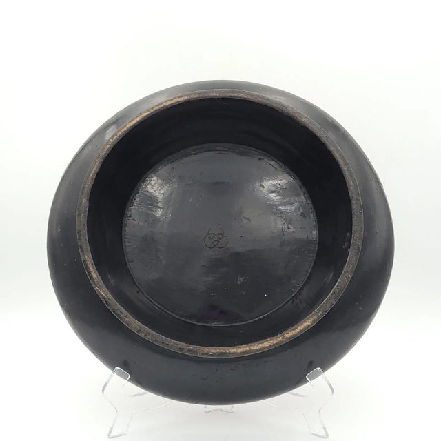 A black and red Japanese tazza, circa 1900.