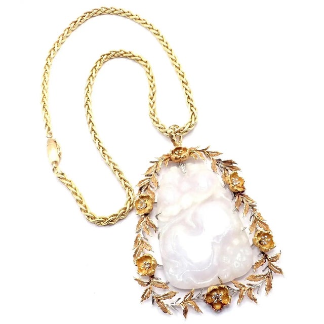 Metal Mid 20th Century Buccellati Yellow Gold Lavender Jade Pendant Necklace For Sale - Image 7 of 11