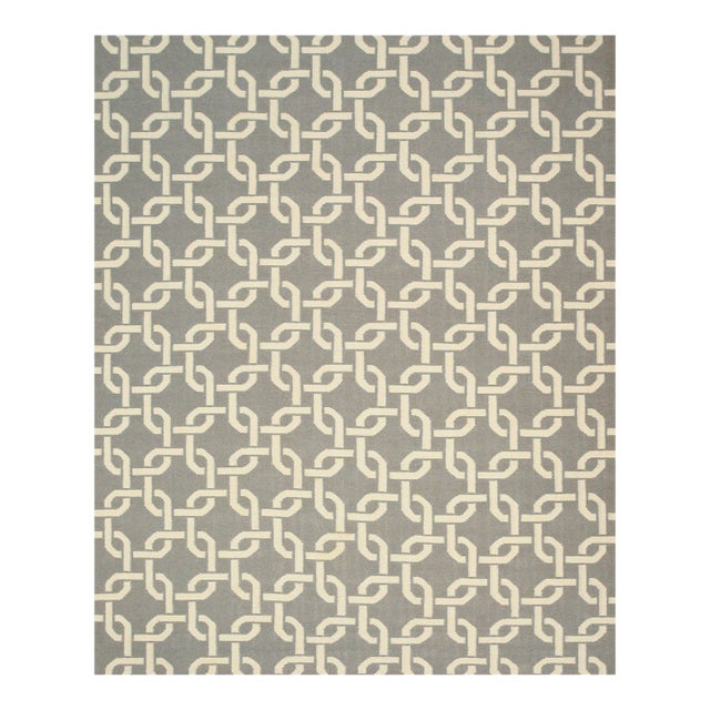 8x10 Sloane Cozy Grey Chain-Link Trellis Modern Flatweave Wool Carpet Rug For Sale