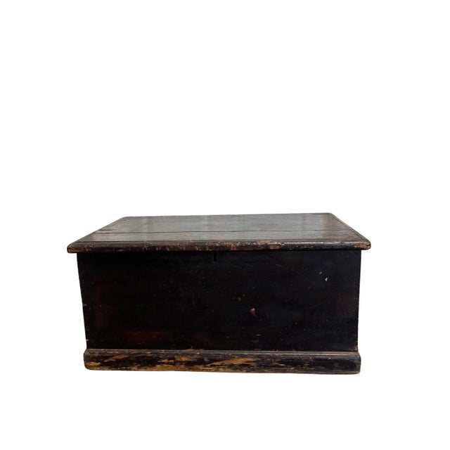 Wood 19th Century English Pine Ebonized Blanket Chest For Sale - Image 7 of 12