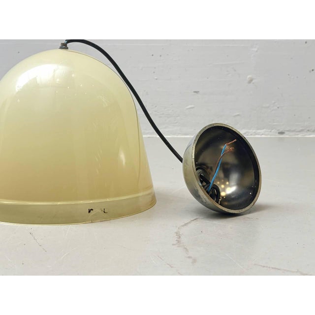 Plastic Space Age Kuala Pendant Lamp by Franco Bresciani for Guzzini, Italy, 1970s For Sale - Image 7 of 10