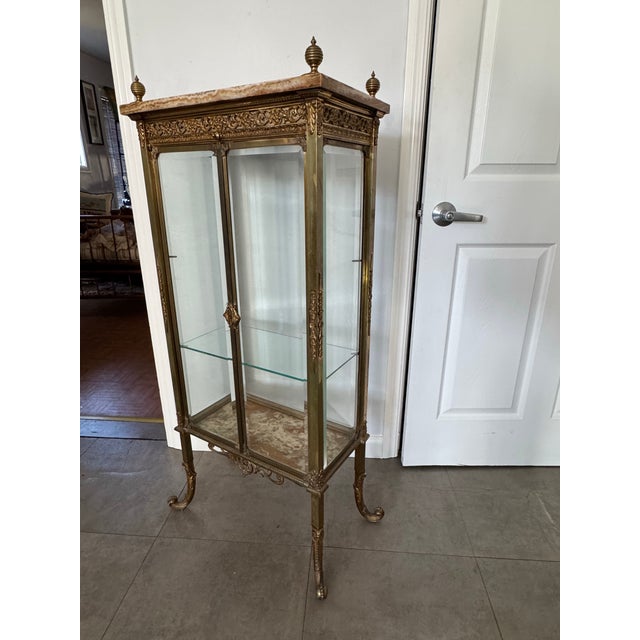 Antique French Brass & Glass Vitrine Cabinet With Onyx Marble Top, C. 1900 For Sale - Image 4 of 12