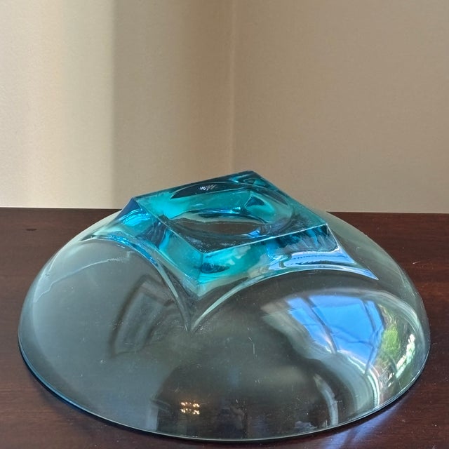 1960s Hazel Atlas Capri Blue Bowl For Sale In Baltimore - Image 6 of 7