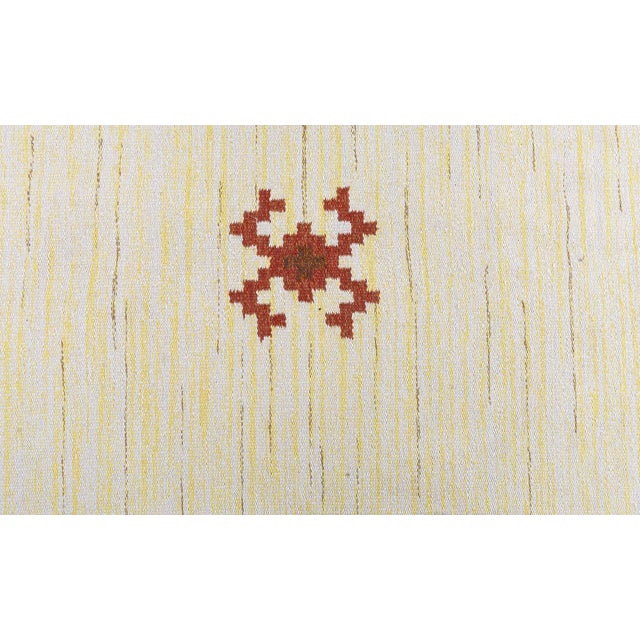 1940s Doris Leslie Blau Swedish Mid-Century Beige With Brick Red Flatweave Carpet For Sale - Image 5 of 8