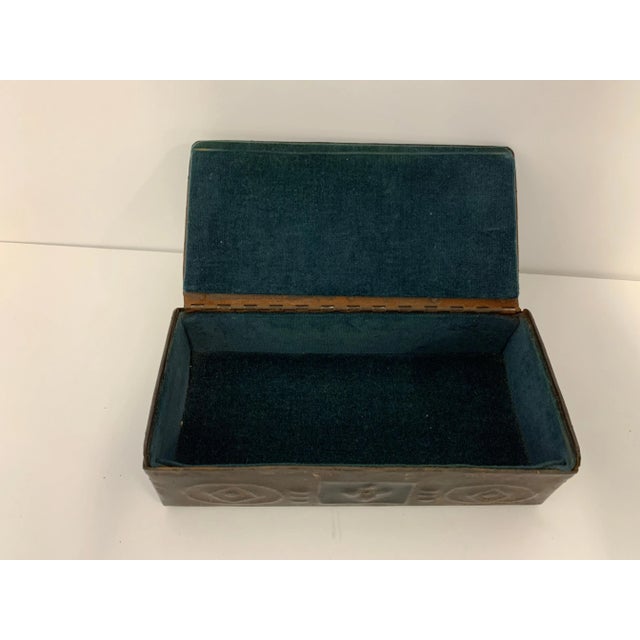 Traditional Alfred Daguet Jeweled Box For Sale - Image 3 of 13