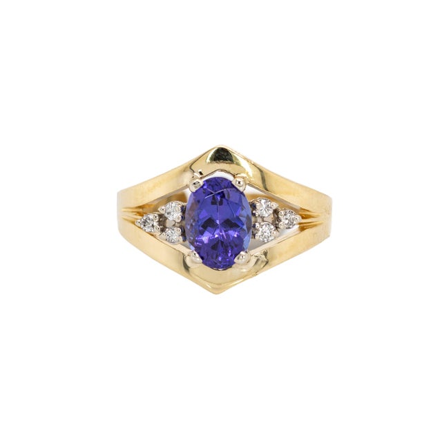 Blue 14k Yellow Gold 1.4cts Tanzanite and Natural Diamonds Ring | Ov 8x6mm, Size 6.75 For Sale - Image 8 of 8