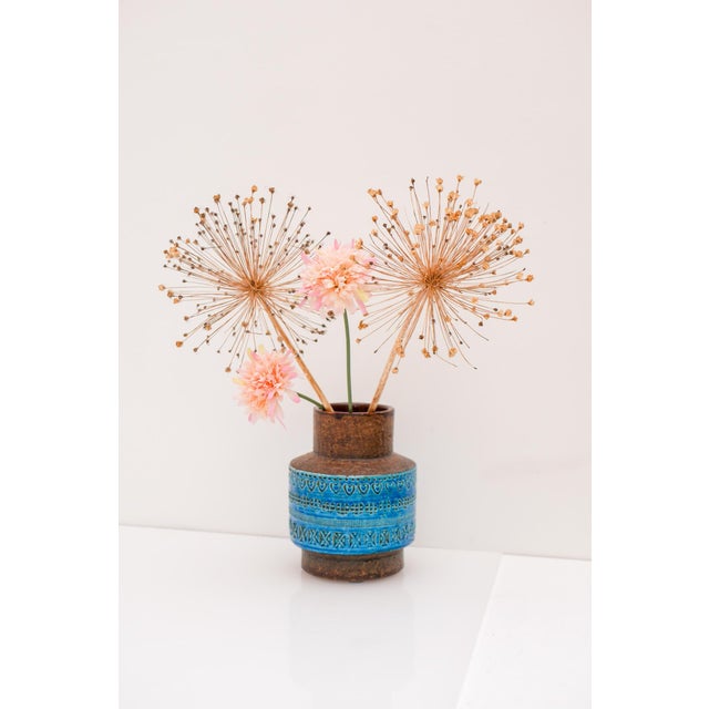 Bitossi Vintage Rimini Blue Ceramic Vase by Aldo Londi for Bitossi, Italy, 1960s For Sale - Image 4 of 13