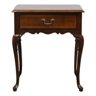Hickory Chair Co. American Masterpiece Collection Solid Mahogany Traditional Style 22" Accent End Table / Nightstand For Sale