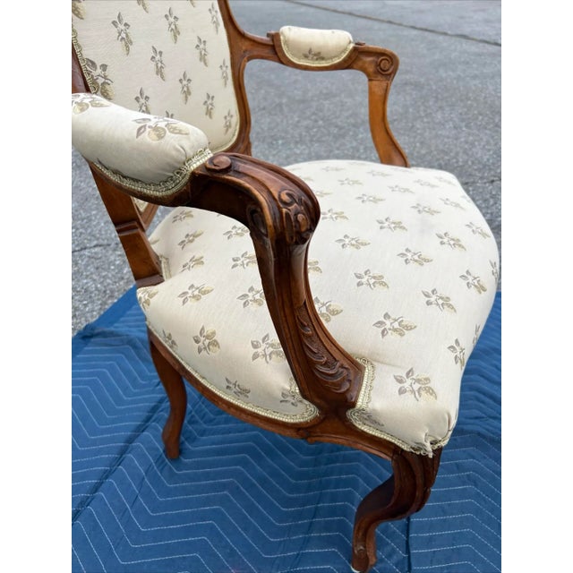French Provincial Pair of Carved Walnut French Louis XV Style Fauteuil Armchairs 1940s For Sale - Image 3 of 12