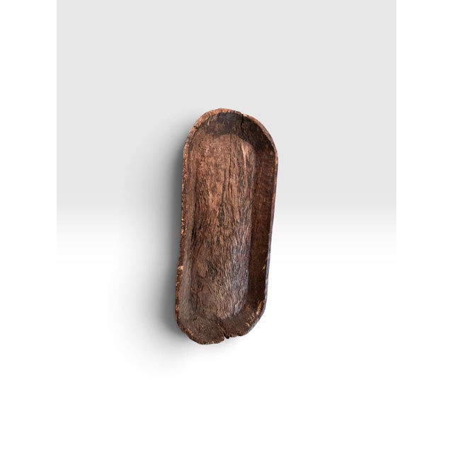 19th-Century Primitive Hand-Hewn Oversized Wooden Dough Bowl Trencher, 35” For Sale - Image 4 of 9