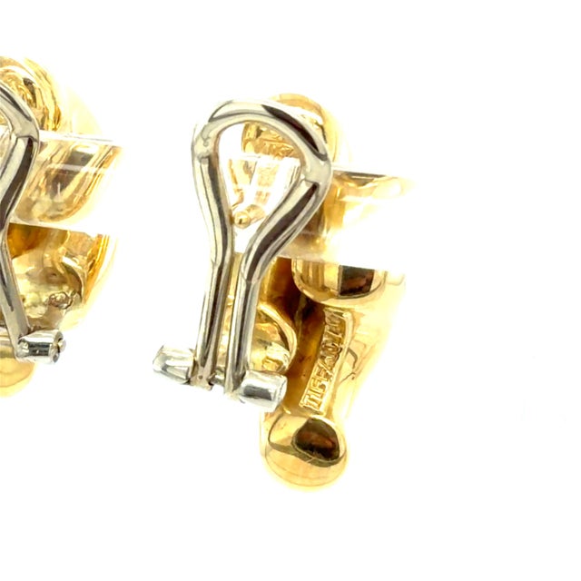 1970s Tiffany & Co. Vintage 18k Yellow Gold San Marco Link Earrings For Sale - Image 5 of 6