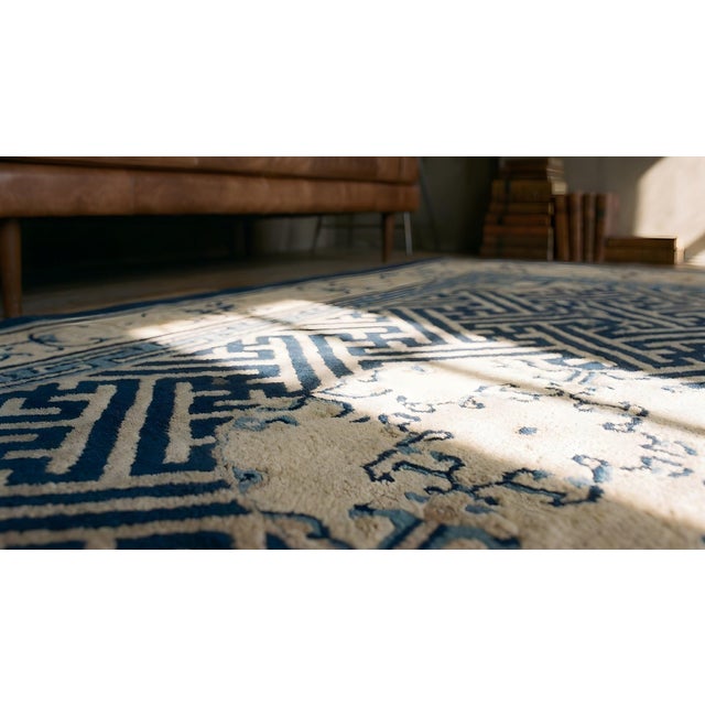 1920s Ivory Blue Medallion Antique Chinese Peking Rug 4'4" X 5'10" Handknotted Wool Carpet For Sale In New York - Image 6 of 8