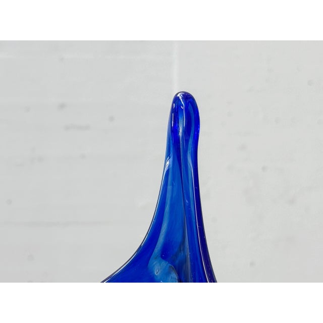Sculptural Glass Vase from Mdina / Mtarfa Glassblowers Malta, 1970s For Sale - Image 8 of 10