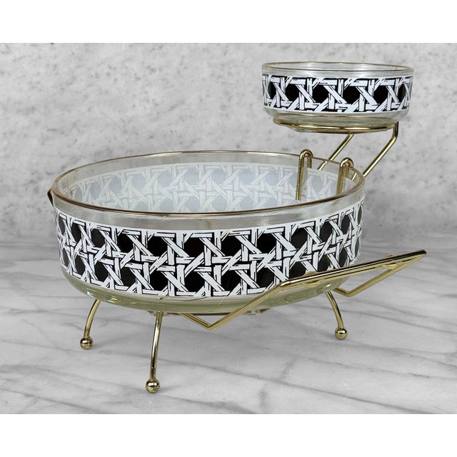 Mid-Century Black White Rattan Motif Glass Chip & Dip Serving Bowl Set For Sale - Image 6 of 9