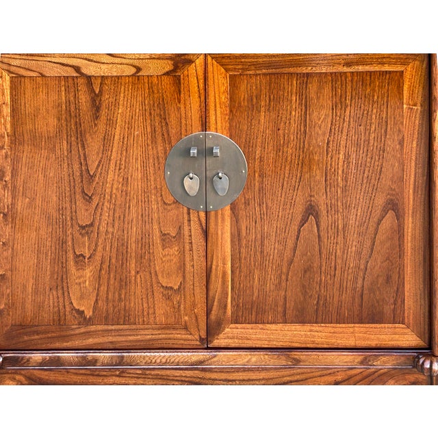 Chinese Moon Face Narrow Wood Grain Brown Drawers Side Table Cabinet For Sale - Image 10 of 16