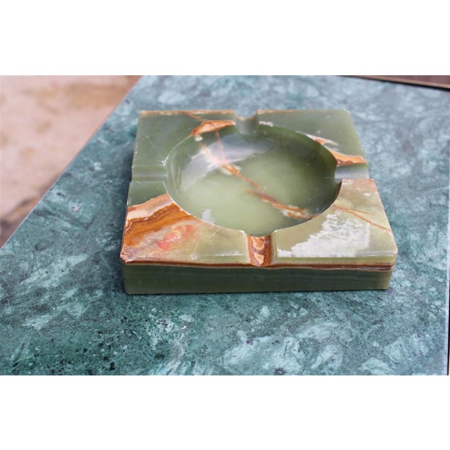 Green Onyx and Marble Ashtray, 1950s, in Good conditions. Designed 1950 to 1959