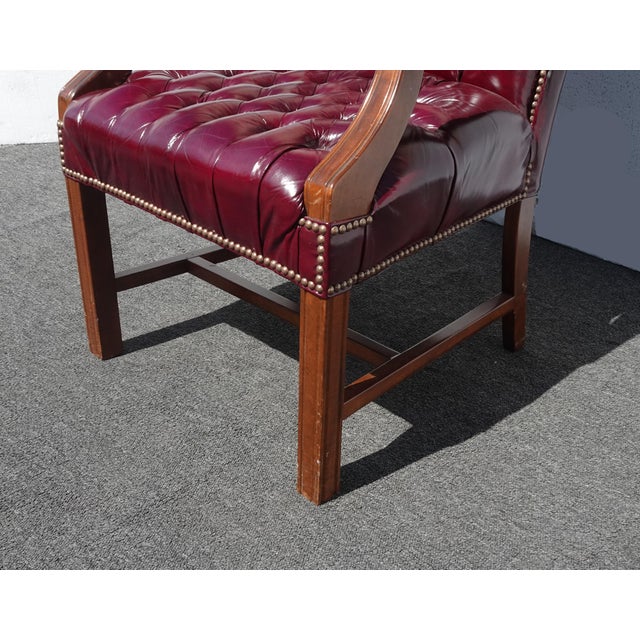 Vintage Georgian Styl Burgundy Leather Gainsborough Armchair Tufted Chesterfield For Sale - Image 13 of 16