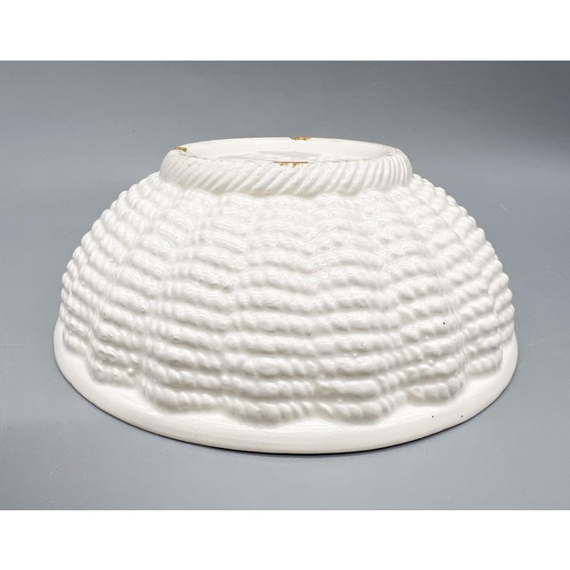 Italian White Ceramic Grape Tureen or Covered Bowl - Blanc De Chine - Mid Century, Neoclassical, Hollywood Regency For Sale - Image 17 of 18