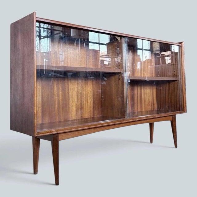 Mid-Century Walnut & Teak Sliding Glass Display Cabinet For Sale - Image 3 of 7