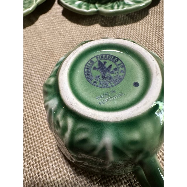 1990s 1990s Bordallo Pinheiro Cabbage Leaf Portuguese Espresso Coffee Cup and Saucer For Sale - Image 5 of 9