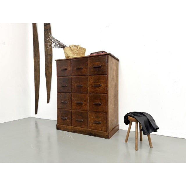 Industrial Antique 12-Drawer Pine Workshop Cabinet, 1900s For Sale - Image 3 of 18