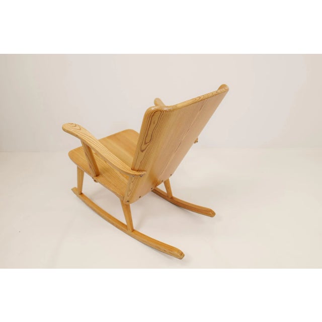 Mid-Century Rocking Chair in Pine from Göran Malmvall, Sweden, 1940s For Sale - Image 10 of 18