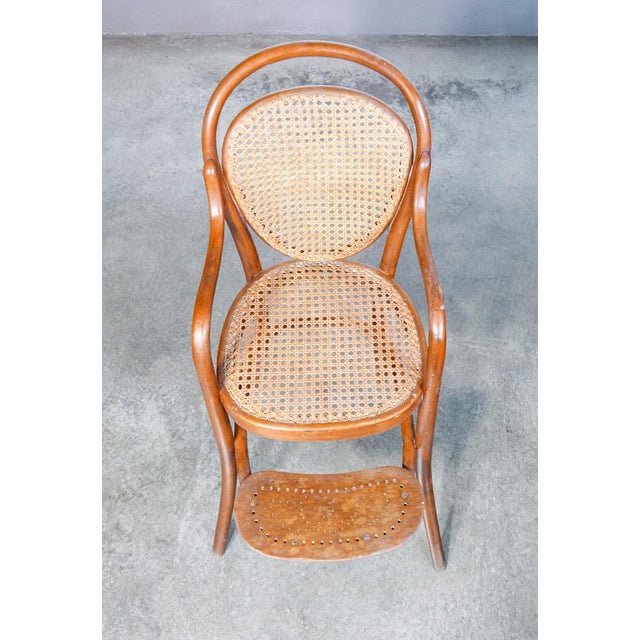 Childrens High Chair in Beech Wood from Thonet For Sale - Image 5 of 12