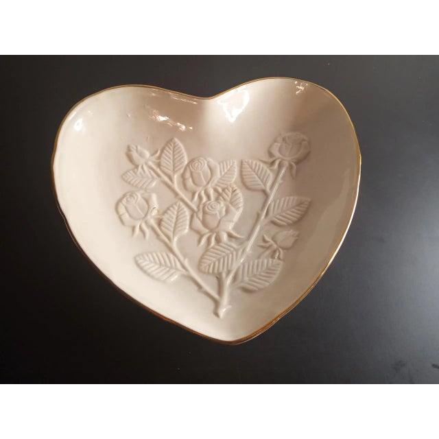 Contemporary 1980s Porcelain Heart Shaped Trinket Plate For Sale - Image 3 of 4