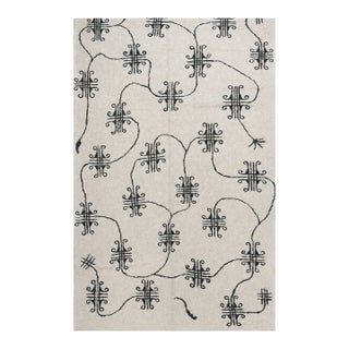 Modern Central Asian Felt Rug | Black Tribal Motif | 10x15 For Sale