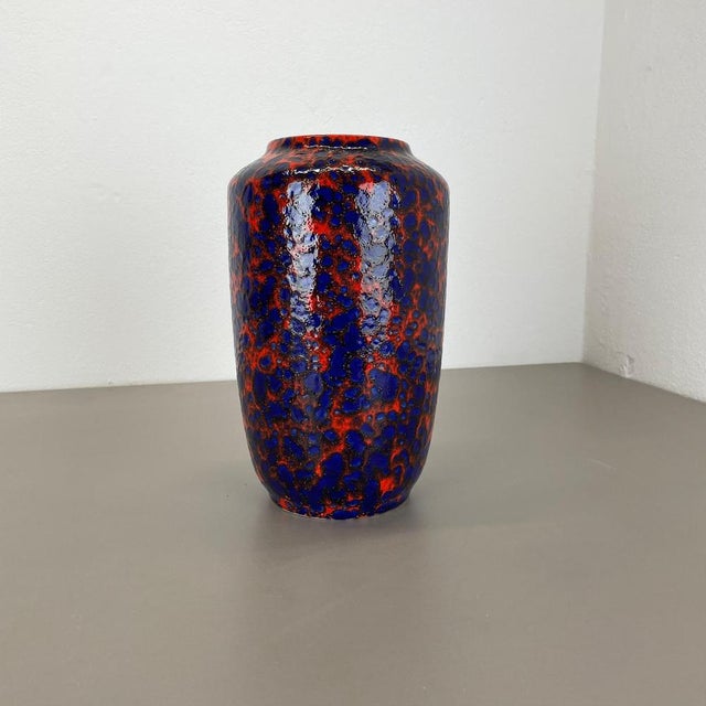 Article: Fat lava art vase, heavy Brutalist glaze Producer: Scheurich, Germany Decade: 1970s This original vintage vase...