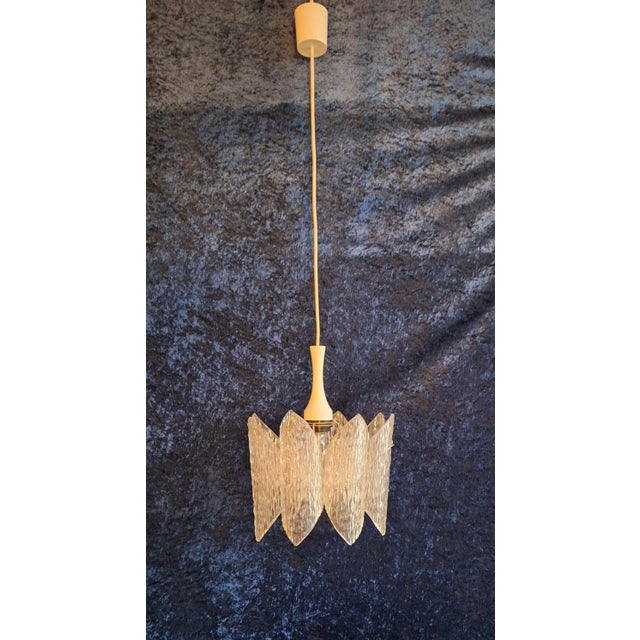 Vintage Ceiling Lamp with Cream-Colored Plastic Mount, 1970s, in Good conditions. Designed 1970 to 1979 European Plug (up...