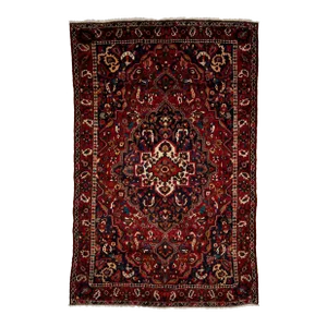 Persian Wool Rug Handmade Bakhtiari in Red With a Medallion Design
