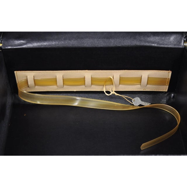 Vintage Art Deco Black & White Hard Case Travel Luggage Suitcase - 2 Pc Set For Sale In Philadelphia - Image 6 of 16