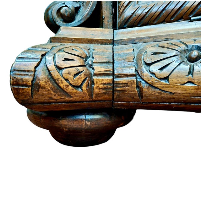 A 19th-Century Italian Renaissance Revival Display Cabinet For Sale - Image 10 of 11