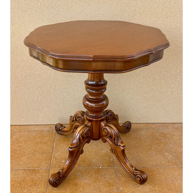 20th Century Spanish Carved Wood Pedestal Side Table, 1950 For Sale - Image 4 of 16
