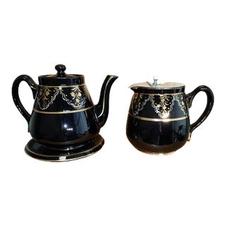 1930s Thomas Dean & Sons Coffee and Creamer Set- 2 Pieces For Sale