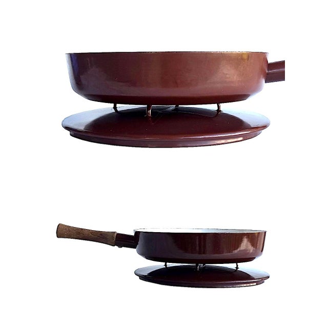 Mid-Century Modern Vintage Dansk Kobenstyle Brown Enamel Skillet Pan and Lid Designed by Jens Quistgaard, 2 Piece Set For Sale - Image 3 of 11