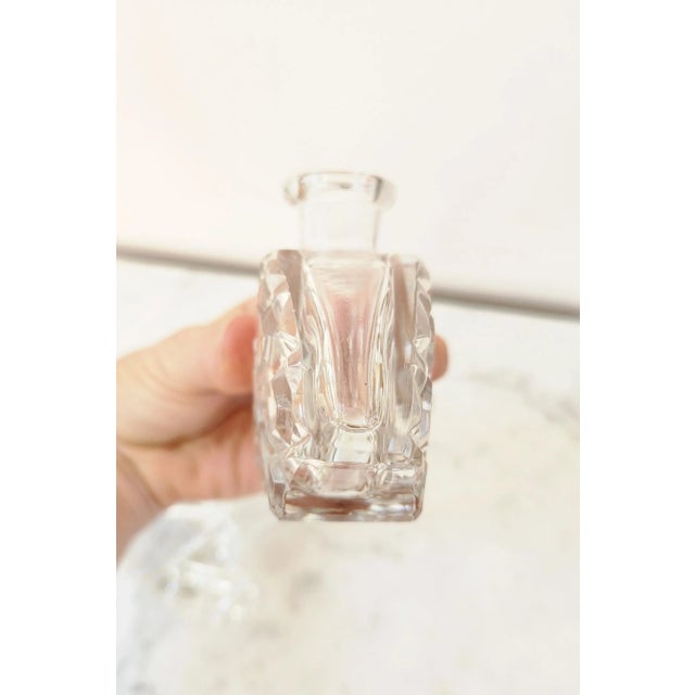 White Tulip Boutique is an exclusive, leading decorative arts resource for interior designers, decorators, and architects....