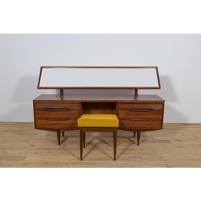 1960s Mid-Century Dressing Table and Stool from White and Newton, United Knigdom, 1960s, Set of 2 For Sale - Image 5 of 18