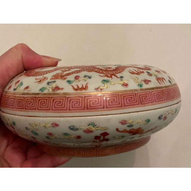 Early 20th Century Antique Dragon Porcelain Wax Stamp Box For Sale - Image 5 of 9