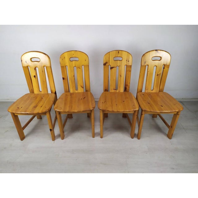 4 solid pine chairs from mountain pine.