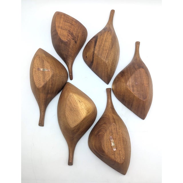 1960s Handcarved Taverneau Wood Leaf Shaped Bowls, Set of 7 For Sale - Image 10 of 11