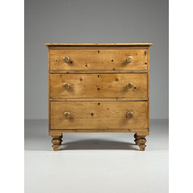 Antique English Chest of Drawers, 1800s For Sale - Image 17 of 17