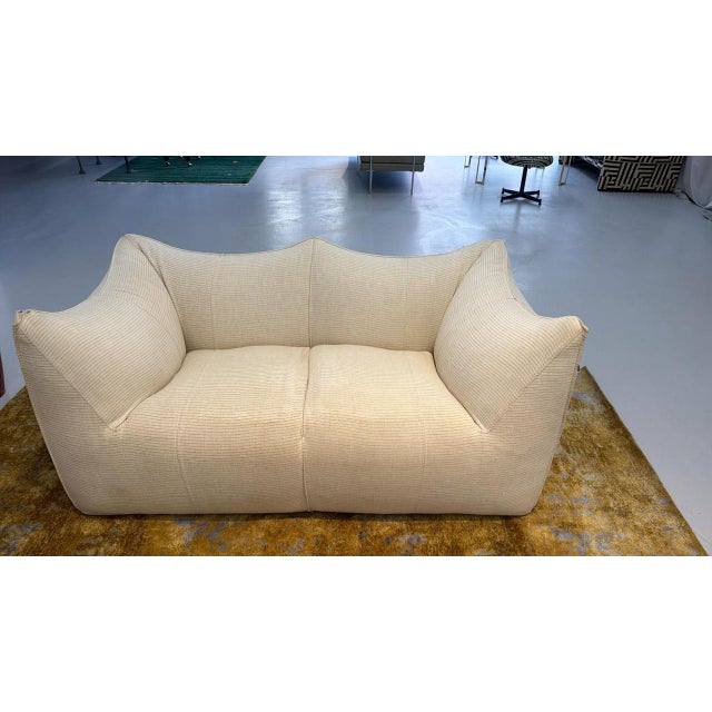 Vintage Le Bambole Sofa by Mario Bellini for B&B Italia, 1970s, in Worn conditions. Designed 1970 to 1979