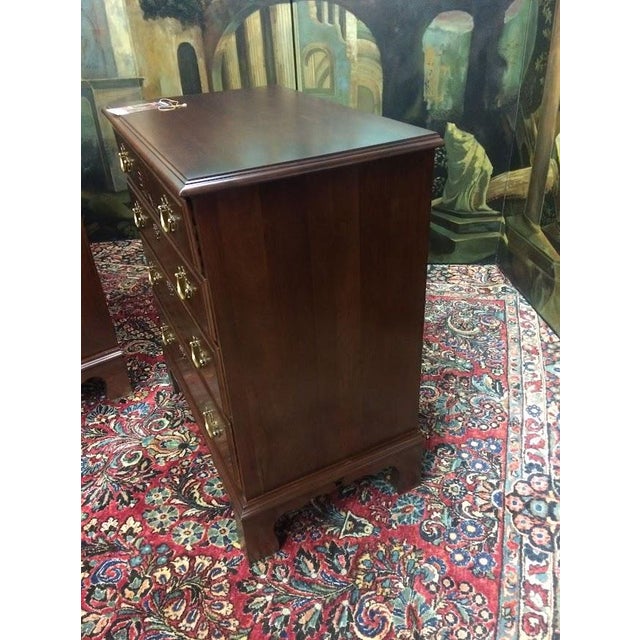 Vintage Bachelor Chests, Nightstands, Harden Furniture, the Pair For Sale - Image 10 of 17