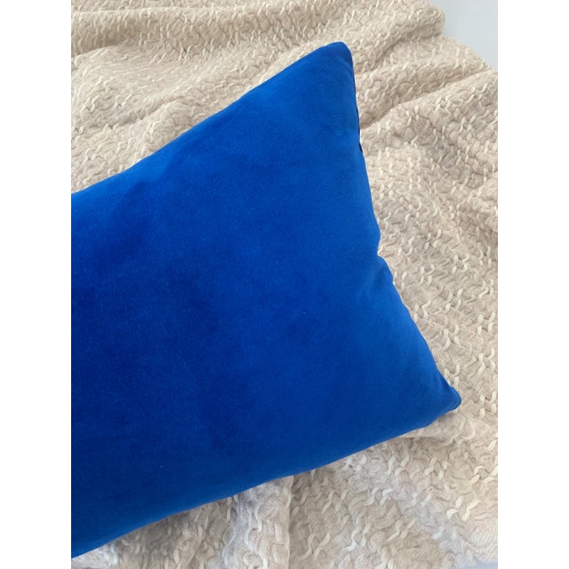 FirmaMenta Italian Electric Blue Velvet Lumbar Pillow For Sale - Image 4 of 6